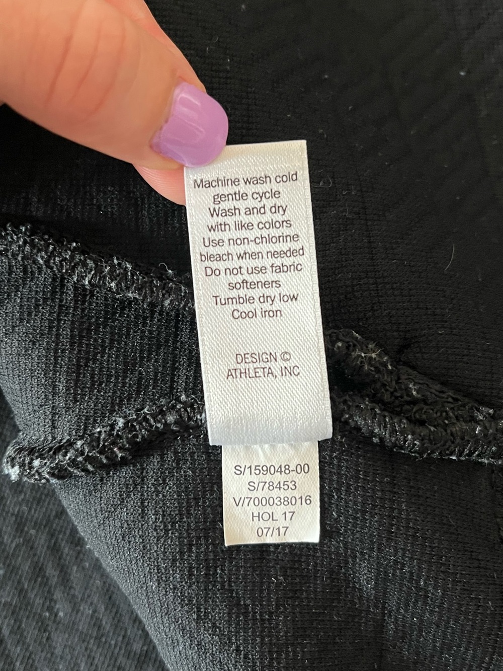 Athleta Black Jacquard Quilted Cowl Neck Hoodie Pullover Thumbhole Size Large - Picture 11 of 12